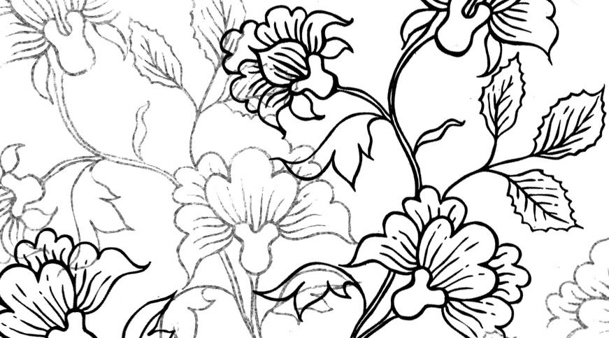 Schwarz-weißes Bild mit gezeichneten Blüten als Skizze und Vektorgrafik nach dem Vektorisieren in Adobe Illustrator.